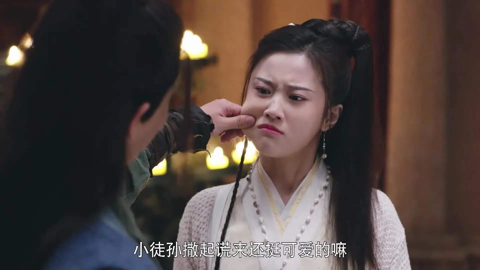 马刺新援训练中展现娴熟背打技巧，马刺怎么带