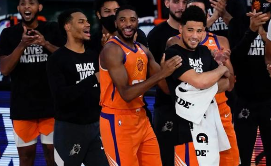 关于B体育：记录与回顾：每赛季最大的数据上升与下降的信息