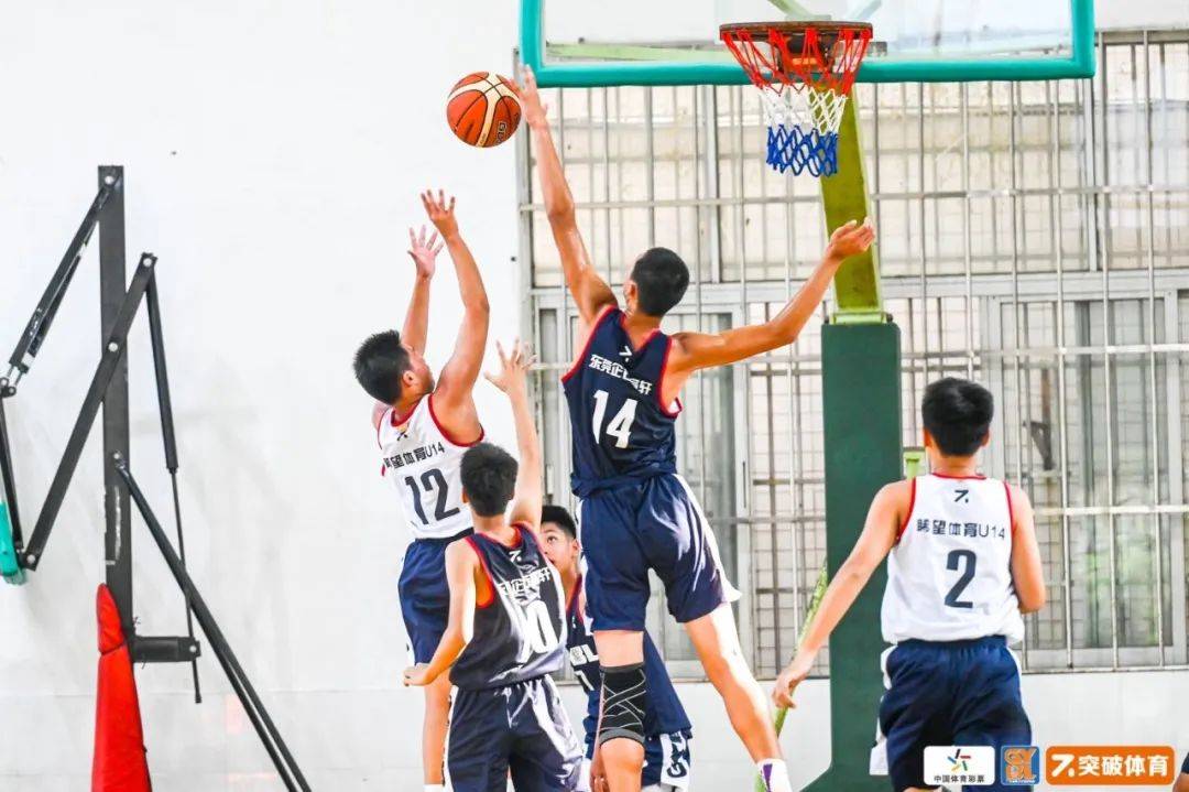 B体育:篮球战术创新,提升球队竞争力的简单介绍 B体育:篮球战术创新,提升球队竞争力的简单介绍