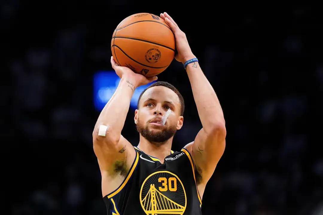 关于bsports体育:勇士队库里:如何继续书写传奇,成为篮球界的传奇人物,影响下一代篮球运动员?的信息 关于bsports体育:勇士队库里:如何继续书写传奇,成为篮球界的传奇人物,影响下一代篮球运动员?的信息