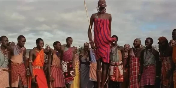 b体育APP-B体育官方网址：篮球纪录片兴起：真实故事引发共鸣的简单介绍